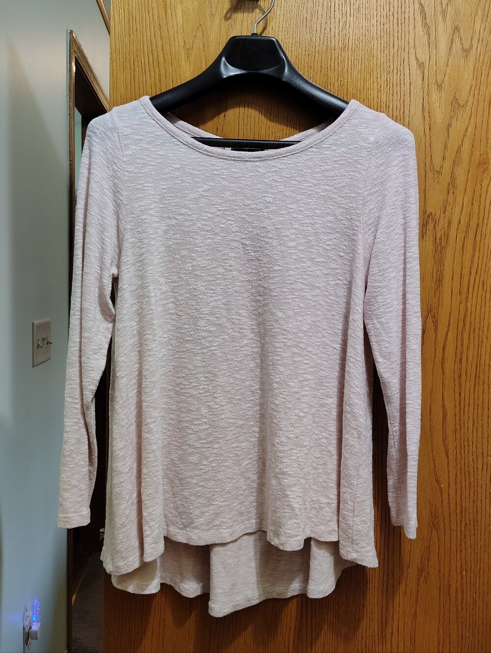 Nally & Millie Light Pink Textured High-Low Long Sleeve Top